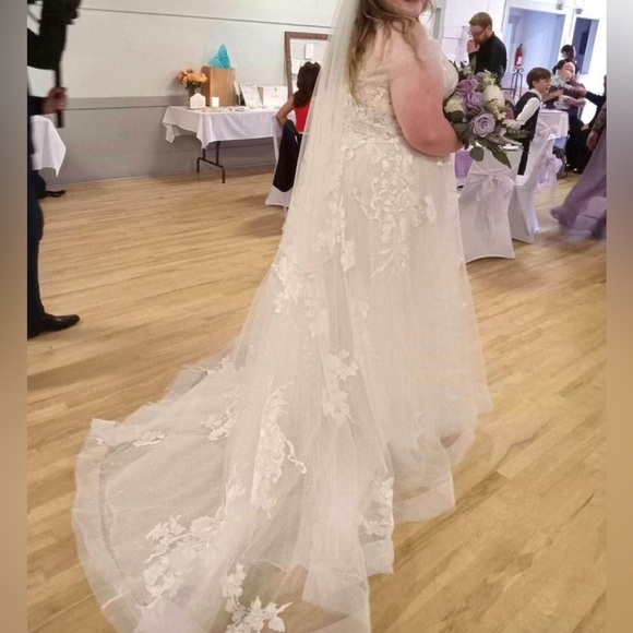 Sophia Tolli Y22051 Nikita size 24 ivory - Picture 3 of 7